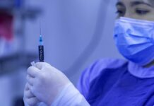 Reino Unido aprueba vacuna Novavax contra coronavirus Reino Unido aprueba vacuna Novavax contra coronavirus