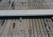 SCT frena aumento a peaje en carreteras SCT suspendió "hasta nuevo aviso" el ajuste tarifario anunciado para este miércoles, por lo que las tarifas 2021 siguen vigentes.