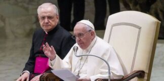 Vaticano espera solución pacífica para Rusia y Ucrania