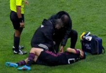 Hirving Lozano sufre luxación de hombro ante Panamá