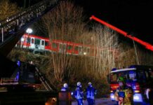 Choque de trenes en Alemania deja un muerto y heridos