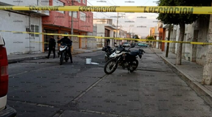 Tiran feto humano en plena vía pública en Texmelucan