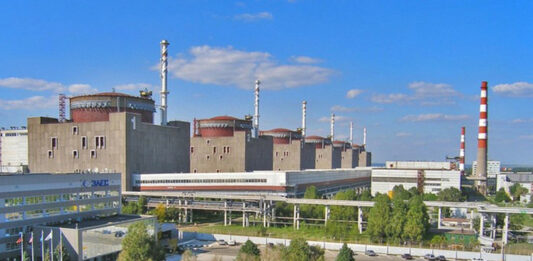 Zaporizhzhia está situada en la Ucrania central, en Enerhodar, justo en las orillas del embalse de Kajovka.