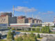 Militares rusos se acercan a planta nuclear de Zaporizhzhia Zaporizhzhia está situada en la Ucrania central, en Enerhodar, justo en las orillas del embalse de Kajovka.