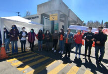 Alumnos arman cadena humana a las puertas de la UDLAP Al menos 30 alumnos permanecen en cadena humana por si Horacio Magaña y su patronato llegan para entregar el campus. Foto: Es Imagen