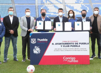 Ayuntamiento y Club Puebla firman convenio por el deporte Como parte del convenio con el Ayuntamiento, el club realizará cuatro pruebas al año para jóvenes que deseen formar parte de La Franja. Foto: Twitter