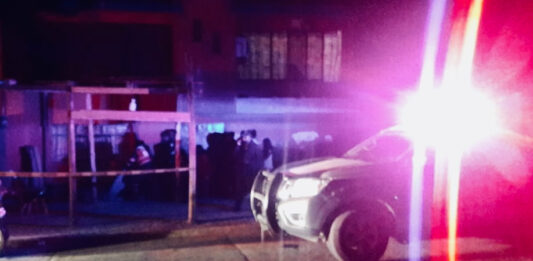 A balazos fue asesinado un transeúnte por dos hombres a bordo de una motocicleta. Foto: Especial