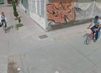 Ciclistas chocan y ¡son captados por Google Maps! (Foto) google maps