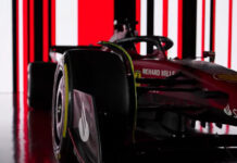 Este es el coche F1-75 de Ferrari para la F1 2022 El nuevo coche de Ferrari tiene varias novedades en cuanto a patrocinadores y en cuanto a los colores que el equipo italiano usó. Foto: Especial