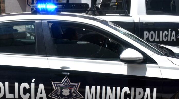 Hieren a dos mujeres policías en operativo contra robo en Puebla