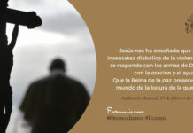 Proteger al mundo de la locura de la guerra, pide Papa Francisco La reina de la paz preserva al mundo de la locura de la guerra”, escribió en su cuentade Twitter el Papa Francisco.