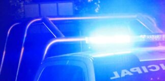 Balean a joven afuera del Templo de San Antonio joven