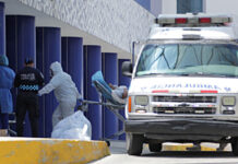 México registra nuevo récord en decesos por Covid-19 México registró 34 mil 261 contagios y 927 defunciones, la cifra más alta durante la cuarta ola de coronavirus en el país.