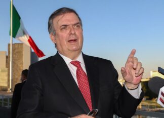 México anuncia apoyo a connacionales en Ucrania México movilizará 32 familias a otras zonas más seguras del sur de Ucrania. Foto: Es Imagen