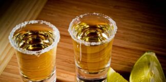 ¡Tómala! Profeco sacará estas marcas de mezcal del mercado