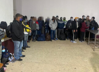 Hallan a 312 migrantes dentro de tráiler en Veracruz El pasado 9 de diciembre 56 migrantes murieron en un trágico accidente la carretera de Tuxtla Gutiérrez, en Chiapas,