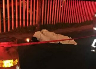 Modelo español derrapa su moto y muere en Santa Fe