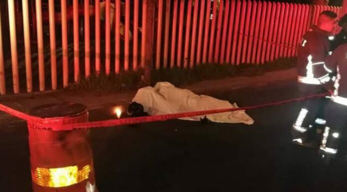 Modelo español derrapa su moto y muere en Santa Fe