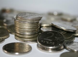 Rublo es la divisa más devaluada del mundo