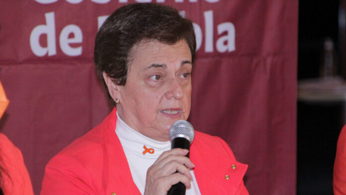 monica Barbosa expresó su reconocimiento a Mónica Díaz, quien estuvo al frente de la SIS desde el primer día de su gestión Foto: Es Imagen