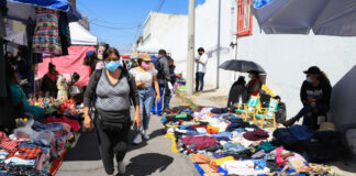 Reubican a nenis a la 9 poniente tras caso de Leslie Las nenis aseguran que esto les implica un gasto extra debido a que se les piden carpas para instalarse en la 9 poniente..