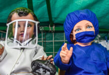 Niño Dios Covid causa furor este Día de la Candelaria La Arquidiócesis del estado de Puebla emitió recomendaciones para no vestir al niño Dios de Santo o de Ángel.