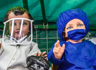Niño Dios Covid causa furor este Día de la Candelaria La Arquidiócesis del estado de Puebla emitió recomendaciones para no vestir al niño Dios de Santo o de Ángel.