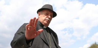Muere Onésimo Cepeda, obispo emérito de Ecatepec Onésimo Cepeda había sido hospitalizado hace unas semanas por complicaciones tras contraer COVID-19.