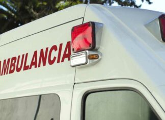 Muere niño de 2 años; sus padres lo habrían golpeado padres