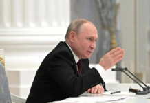 Advierte Rusia “respuesta dolorosa” ante sanciones de EU Estados Unidos anunció una "primera tanda" de sanciones para bloquear el acceso de Rusia a los mercados financieros occidentales.