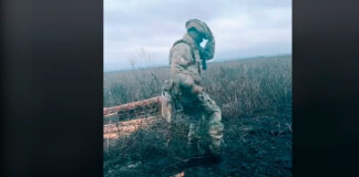 Soldado ucraniano baila para su hija y se vuelve viral soldado