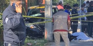 Muere taxista cuando llevaba a su nieta a la escuela Taxista