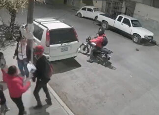 Ladrones amagan con pistola a mujeres y niños en Tehuacán Tehuacán