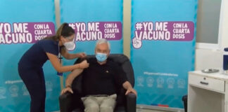 Sebastían Piñera recibe segundo refuerzo contra Covid-19 Piñera