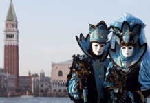 Regresa tradicional carnaval de Venecia sin cubrebocas Venecia