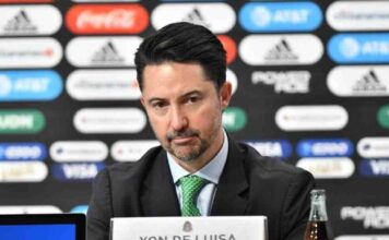FIFA lamenta la salida de Yon de Luisa como presidente de la FMF