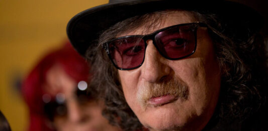 Charly García presentó complicaciones clínicas propias del caso, la cuales afortunadamente ha ido superando.. Foto: Especial