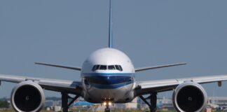 Se estrella vuelo con 132 pasajeros en China China