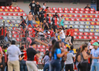 Suspenden Estadio La Corregidora tras pelea campal Mikel Arriola