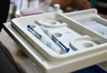 Reino Unido alista aplicación de cuarta dosis anti Covid Reino