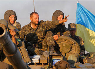 Rusia reducirá actividad militar cerca de Kiev y Chernígov Rusia anunció que reducirá de manera "radical" su actividad militar cerca de Kiev y Chernígov en Ucrania.