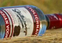 EU prohíbe importar mariscos, vodka y diamantes de Rusia Rusia