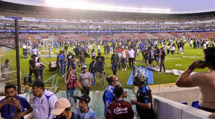 Diputados citarán a directivos del futbol mexicano Suspenden a 5 funcionarios por disturbios en Estadio de Querétaro