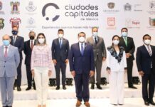 Alcalde de Puebla asiste a firma de creación de la ACCM