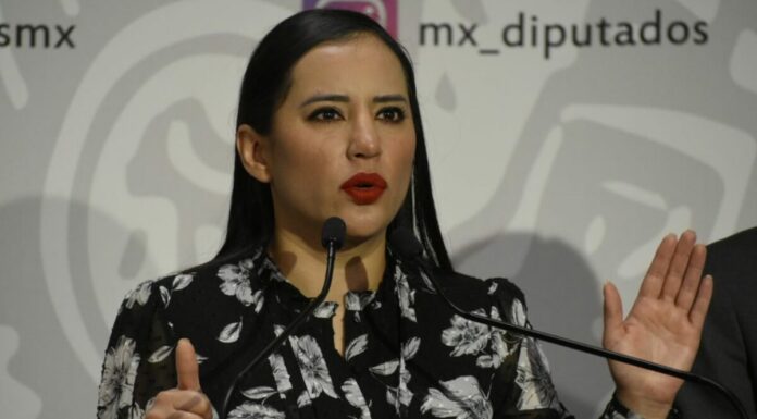 Suspenden temporalmente a Sandra Cuevas, alcaldesa de Cuauhtémoc Los policías consideran que las declaraciones hechas por la alcaldesa no se acercan a una disculpa pública. Foto: EsImagen