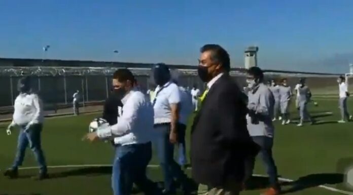 ¡Ironías! El Bronco bromeó con liberar a reo del Penal de Apodaca El Bronco