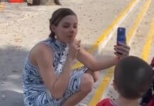 Exhiben a Mariana Rodríguez callando a un niño