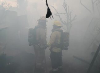 Atienden incendio en una casa de la colonia Miguel Hidalgo