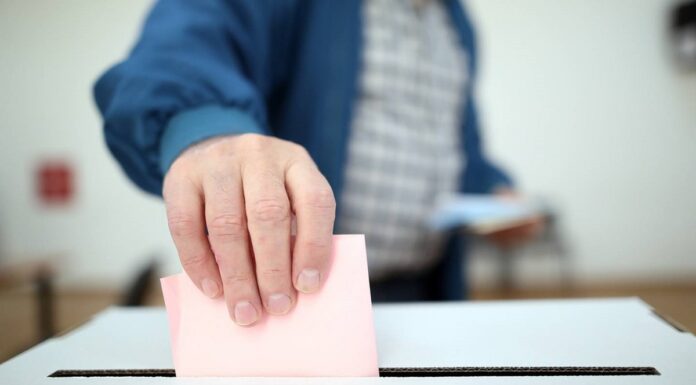 Presenta PRD queja ante el INE contra Morena