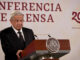 AMLO se va de vacaciones a Tabasco; volará desde el AICM AMLO criticó que se hayan dado a conocer fotografías del ex funcionario detenido. Foto: EsImagen